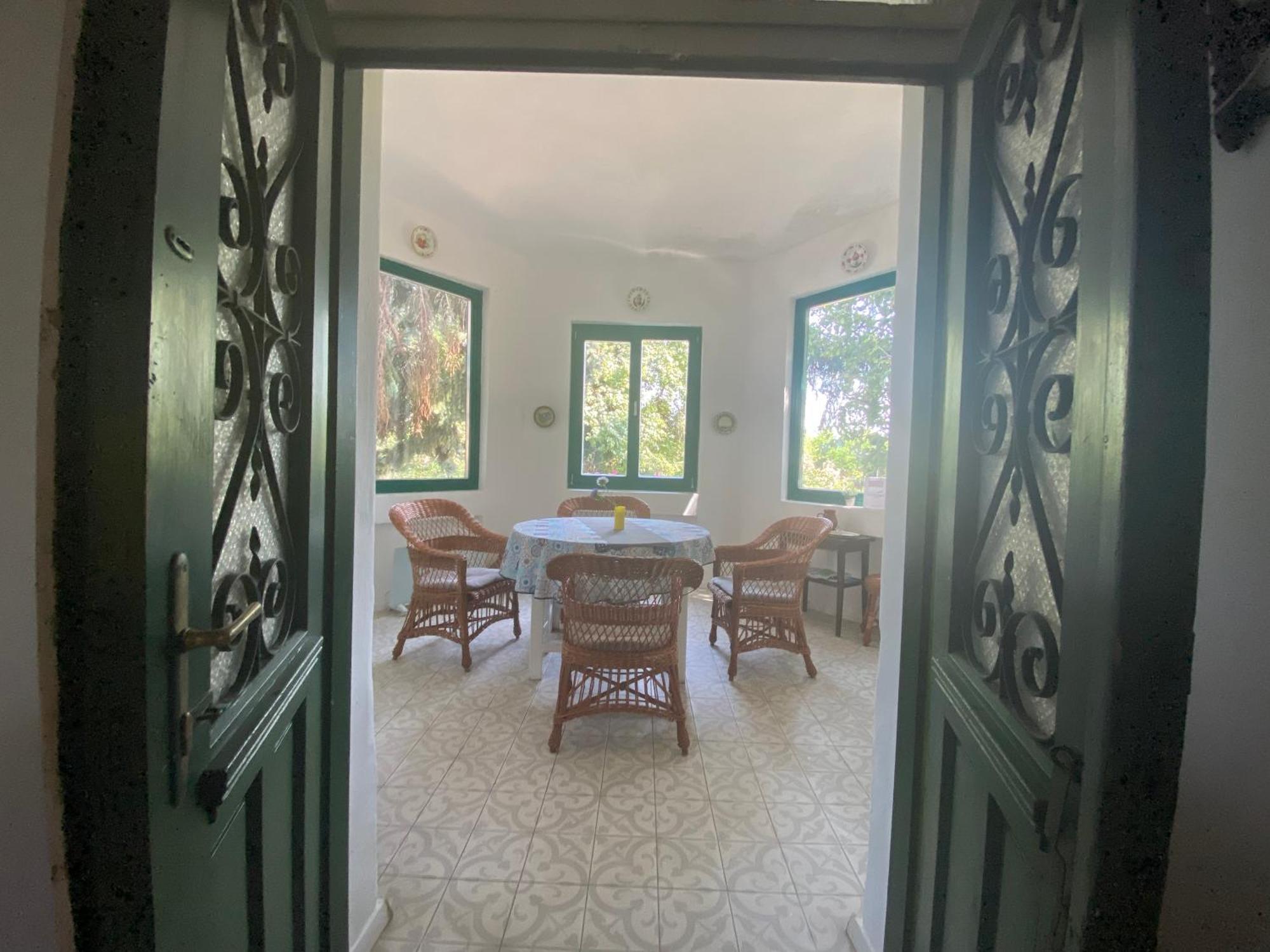 Villa Delibab باداتشونيتوماي المظهر الخارجي الصورة